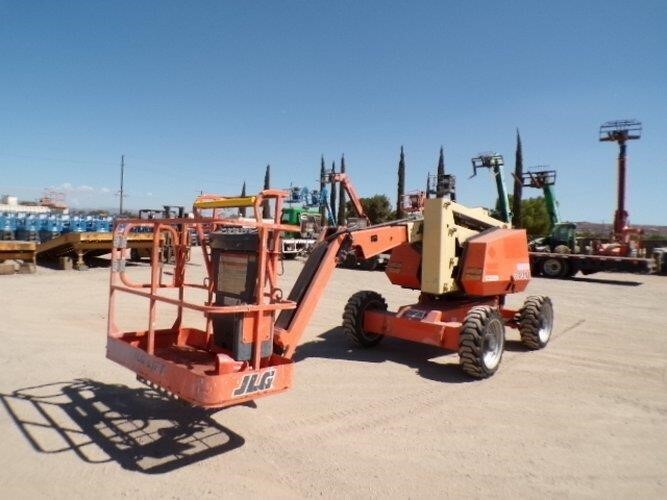 2018 JLG 340AJ-2