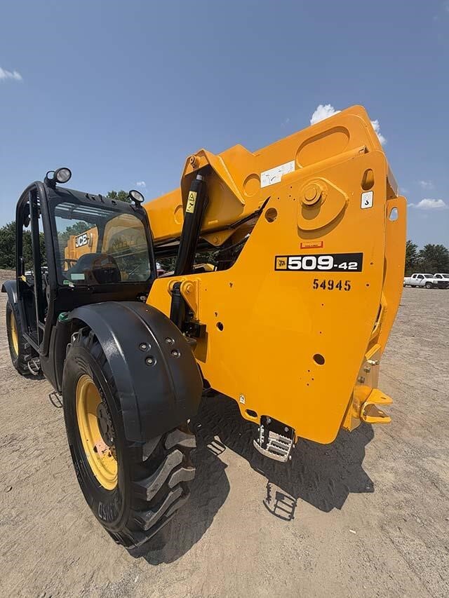 2019 JCB 509-42-4