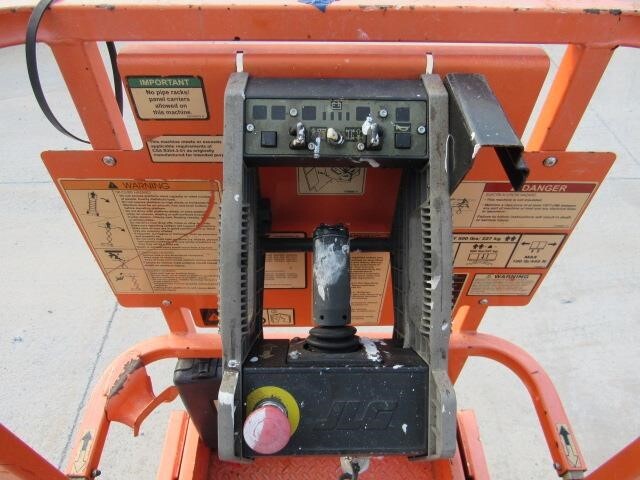 2019 JLG 1930ES-16