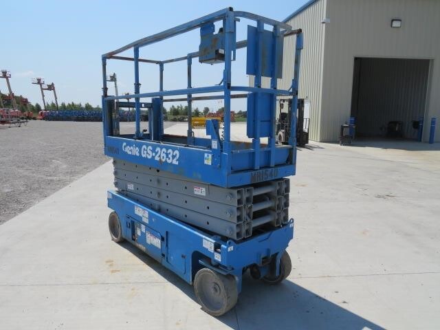 2012 Genie GS-2632-4