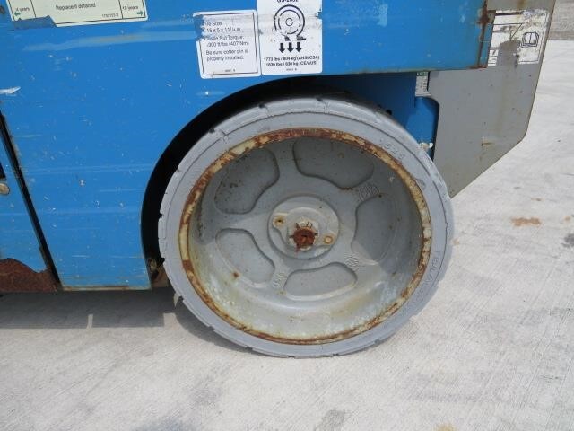 2017 Genie GS-2632-12