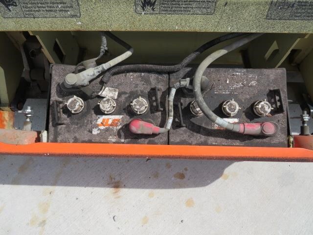 2019 JLG 2632ES-17