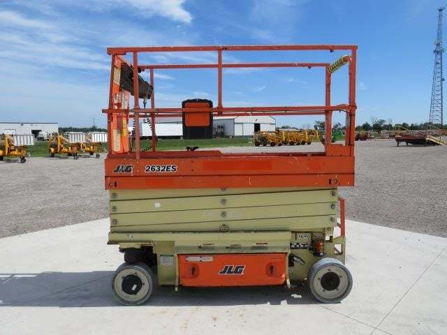 2019 JLG 2632ES