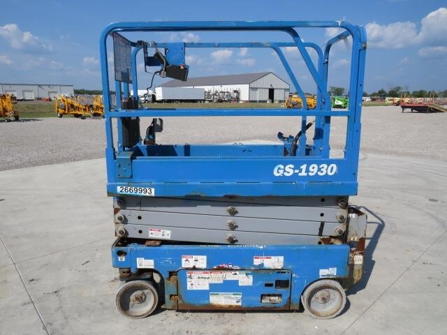2018 Genie GS-1930
