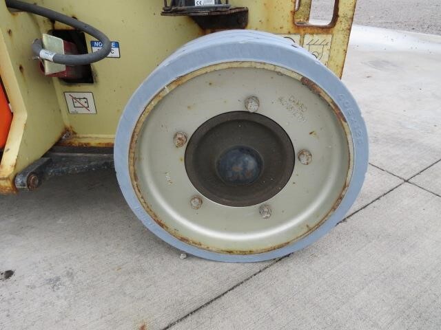 2019 JLG 2632ES-12