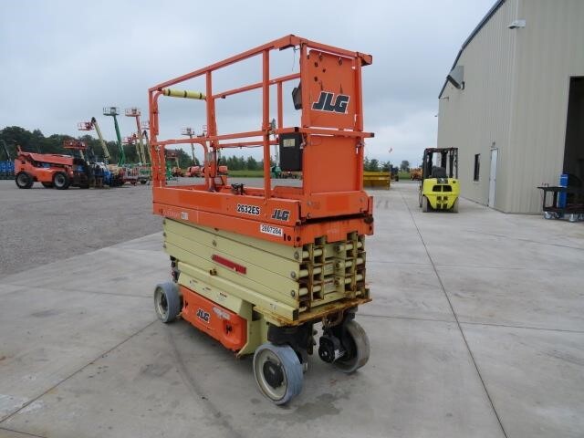 2019 JLG 2632ES-4
