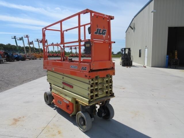 2019 JLG 2632ES-4