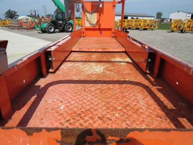 2019 JLG 2632ES-11