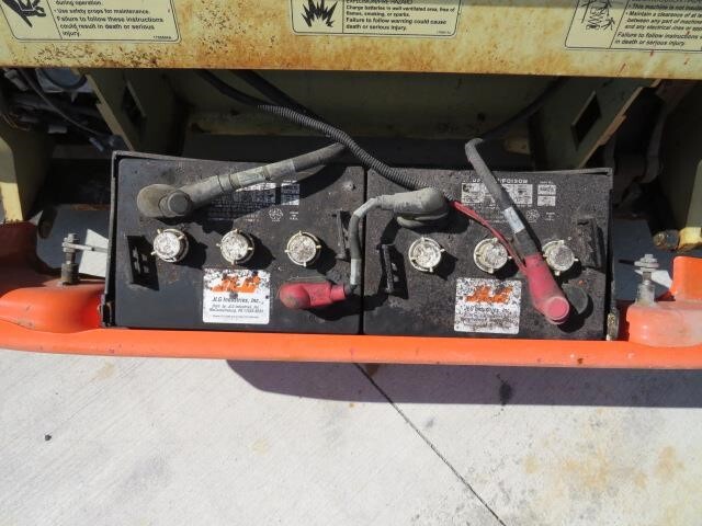 2019 JLG 2632ES-16