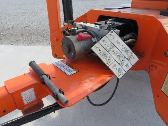 2014 JLG T350-21