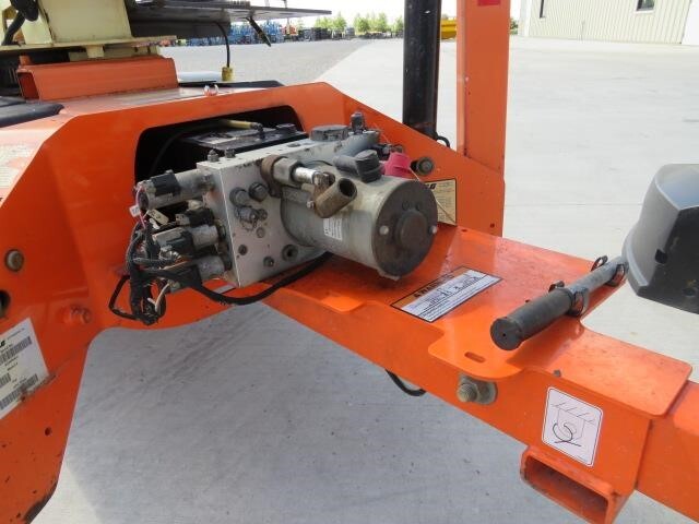 2014 JLG T350-22