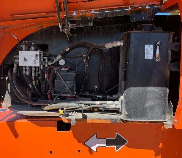 2016 JLG 860SJ-18