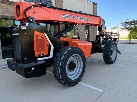 2026 SkyTrak 8042-5