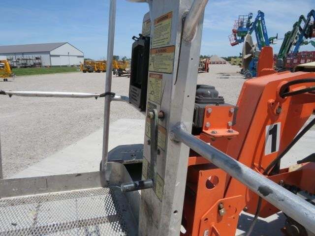 2019 JLG T350-18