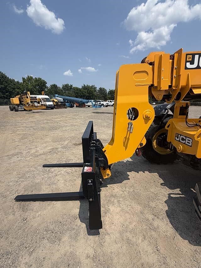 2019 JCB 509-42-43