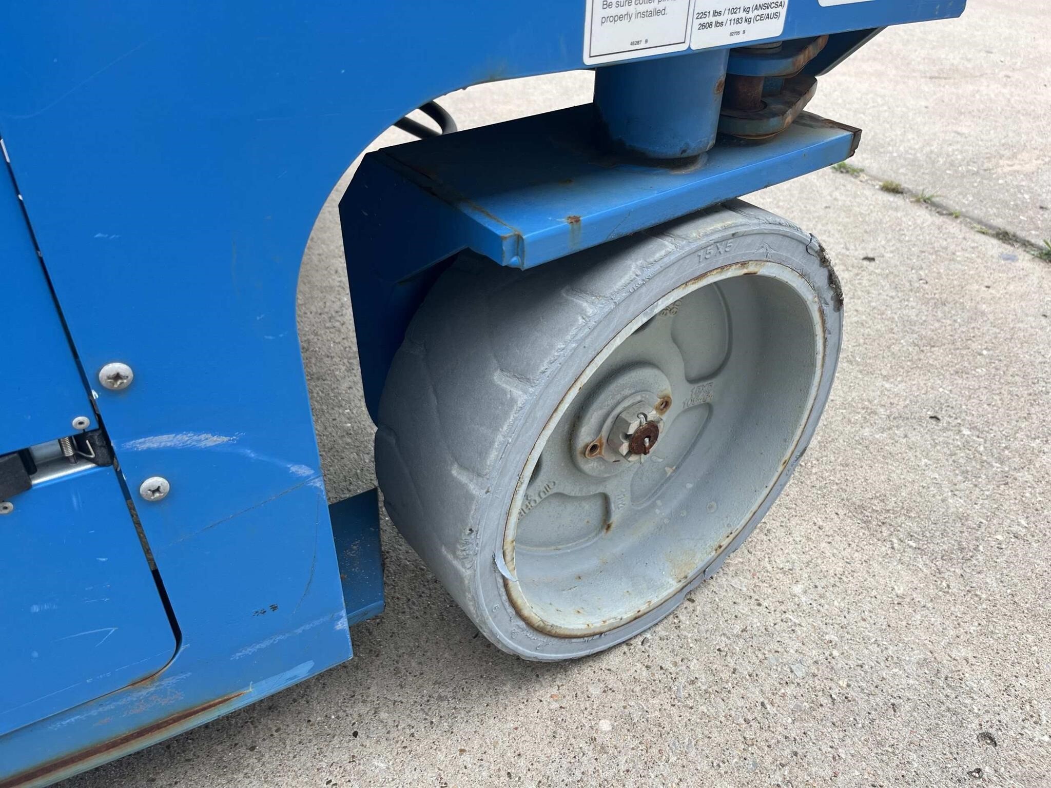 2019 Genie GS-3246-9