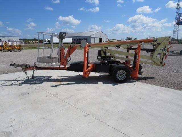 2014 JLG T350
