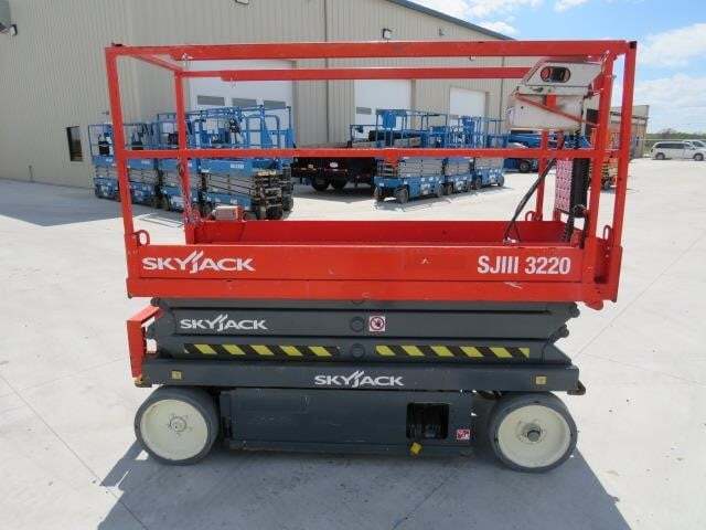 2017 Skyjack SJ-3220-5