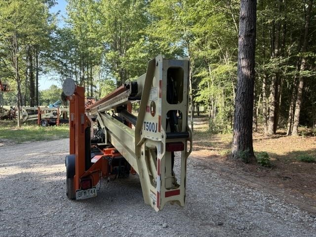 2019 JLG T500J-4