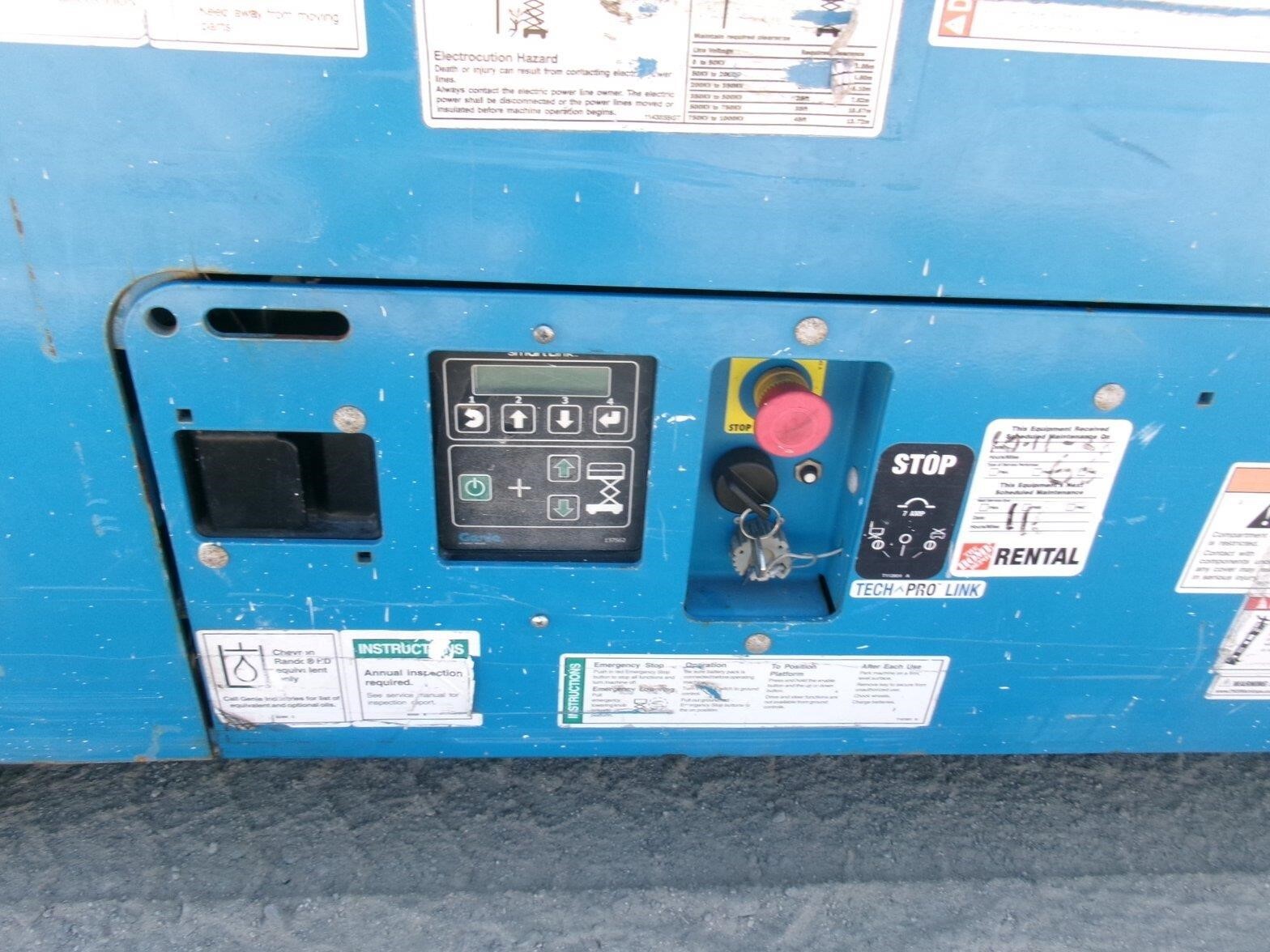 2019 Genie GS-3246-8