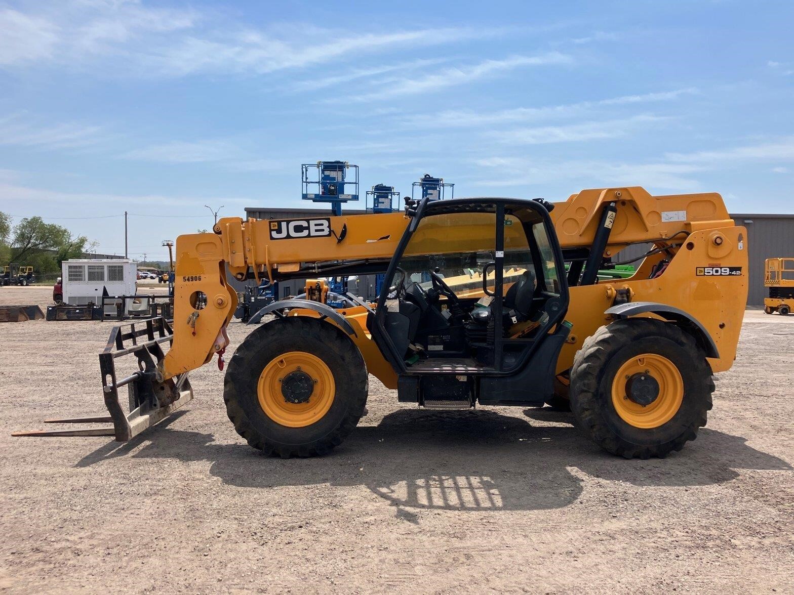 2019 JCB 509-42