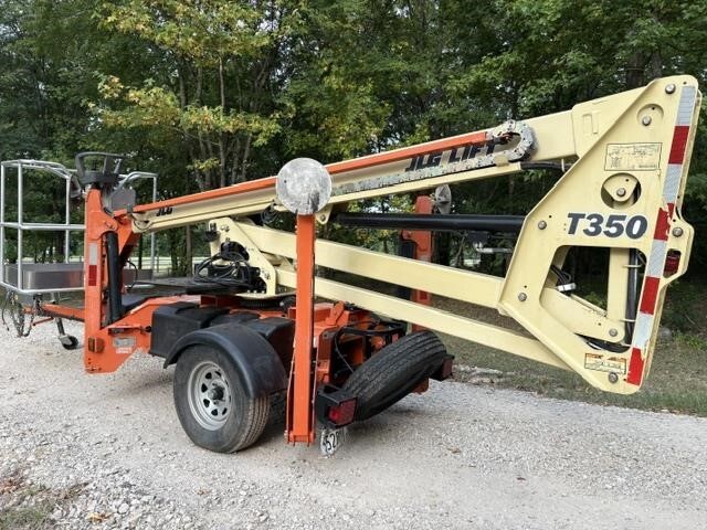 2019 JLG T350-6