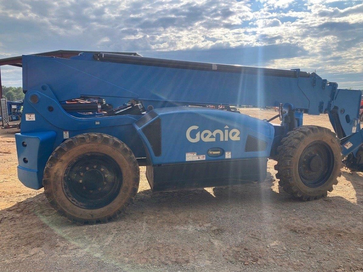 2024 Genie GTH-1056-3