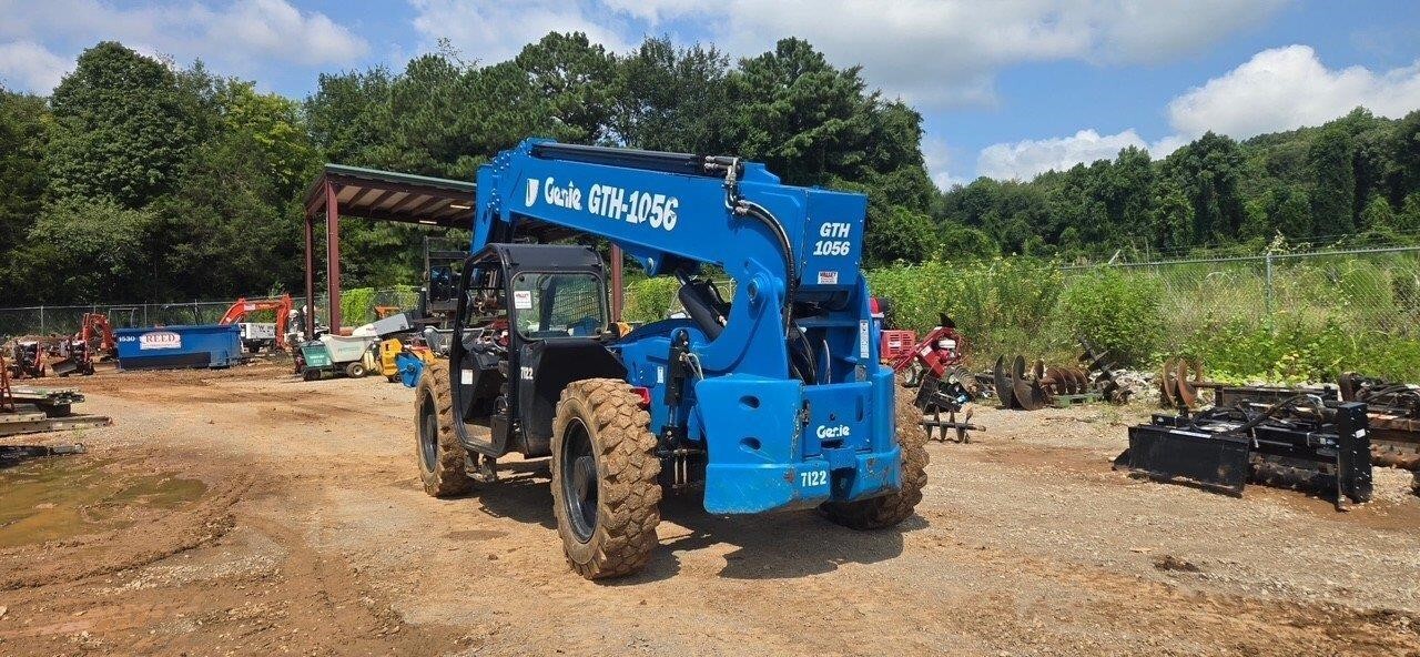 2023 Genie GTH-1056-2