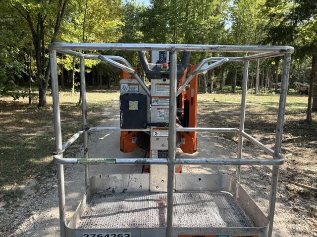 2019 JLG T500J-8