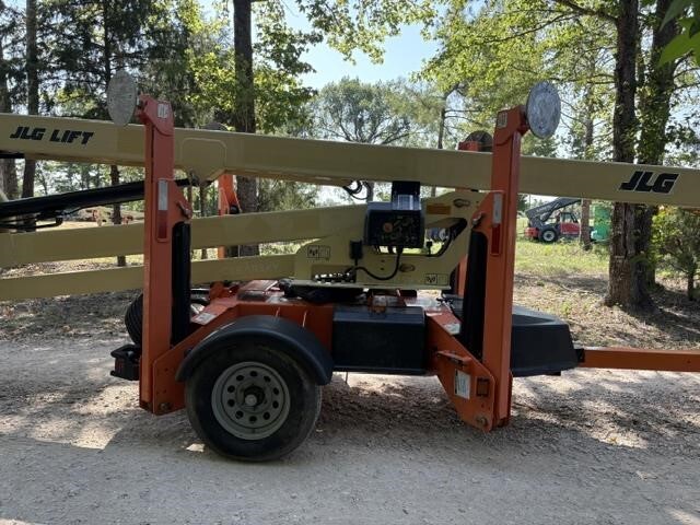 2019 JLG T500J-4
