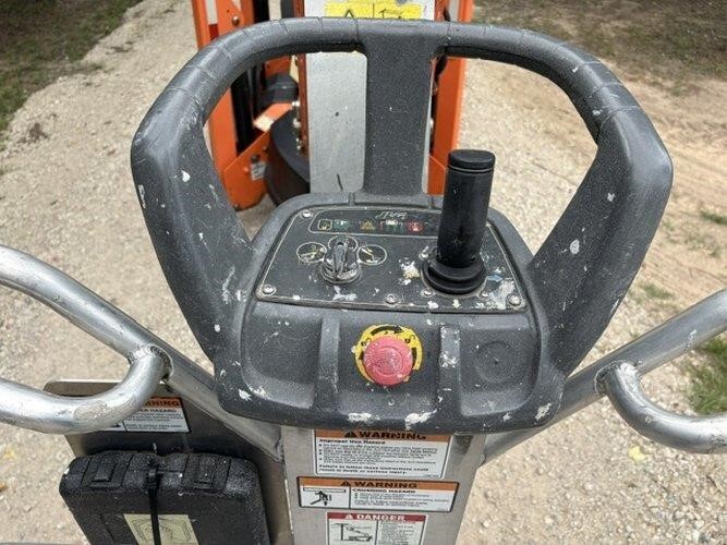 2019 JLG T500J-11