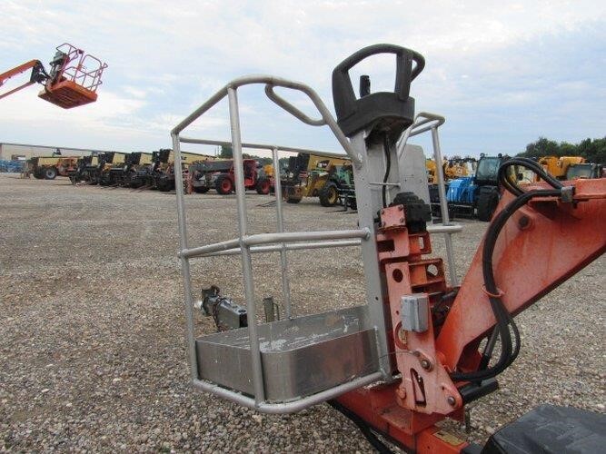 2019 JLG T350-13