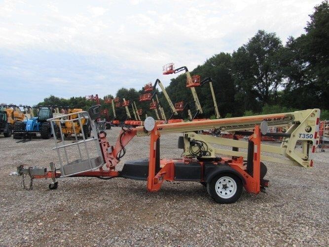 2019 JLG T350