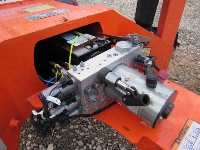2019 JLG T350-22