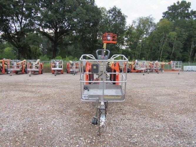 2019 JLG T350-3