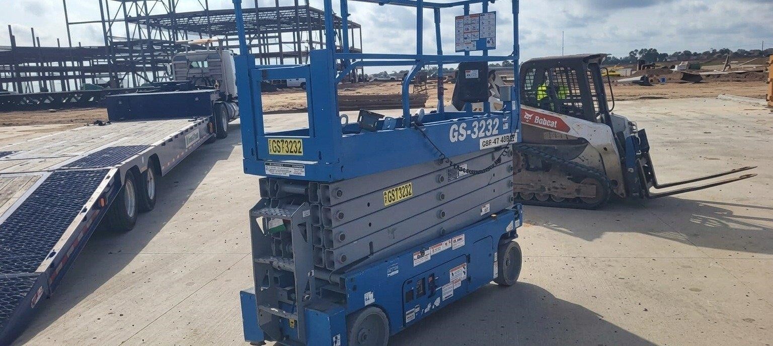 2019 Genie GS-3232