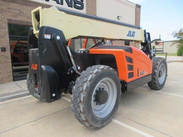 2026 JLG 943-6