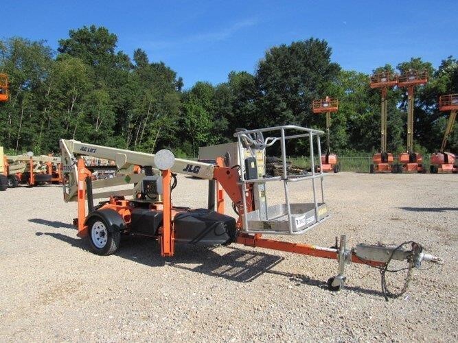 2019 JLG T350-4