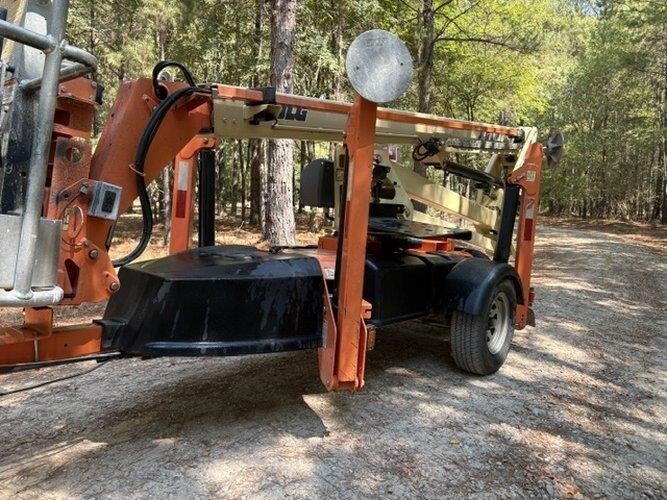 2019 JLG T350-5