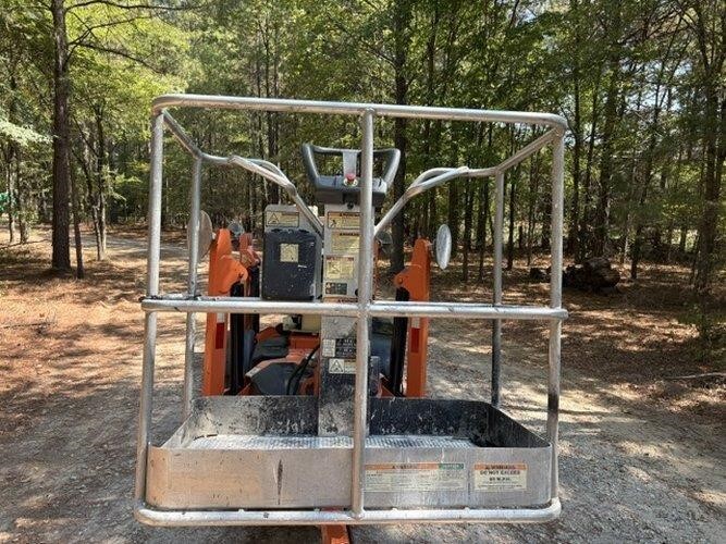 2019 JLG T350-9