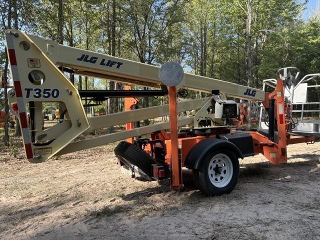 2019 JLG T350-5