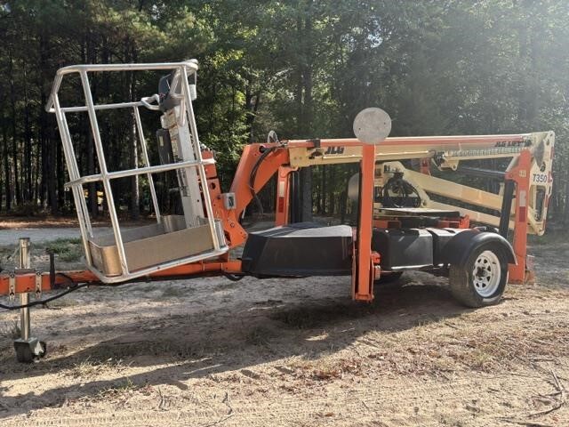 2019 JLG T350-2