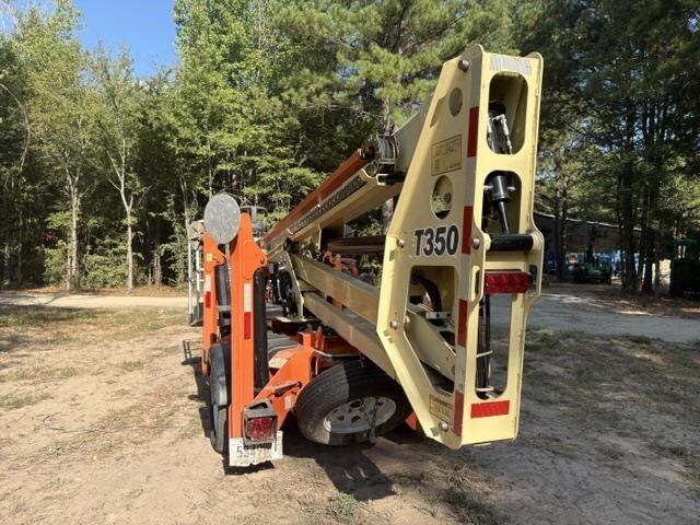2019 JLG T350-6