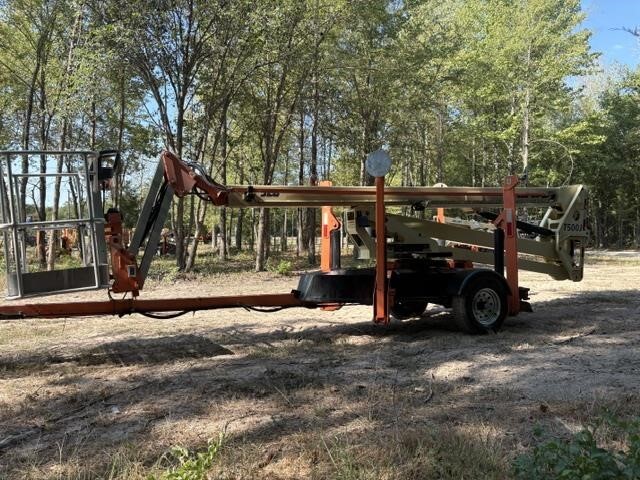 2019 JLG T500J