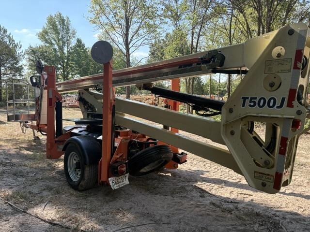 2019 JLG T500J-7