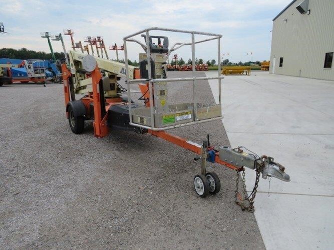2019 JLG T350-4