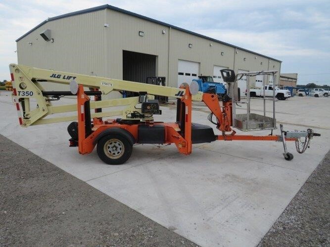 2019 JLG T350-5