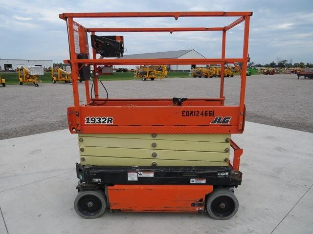 2020 JLG 1932R