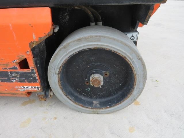2020 JLG 1932R-12