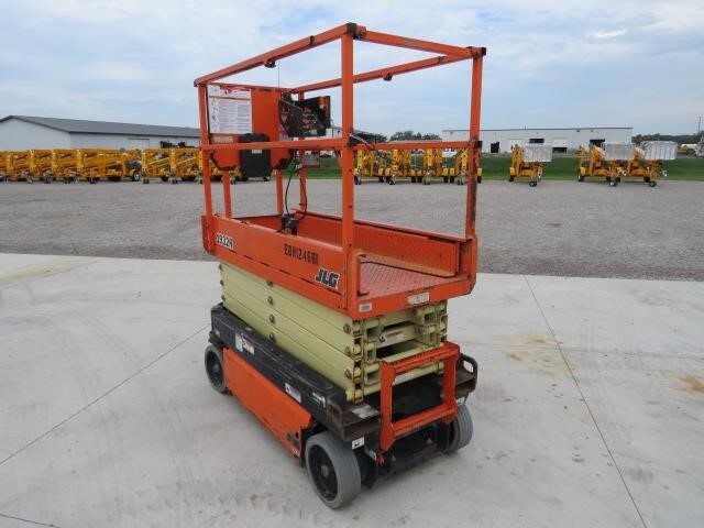 2020 JLG 1932R-8